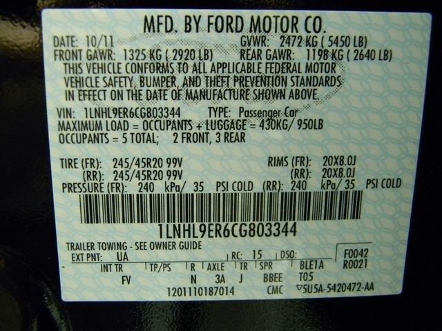 Lincoln MKS 2012 photo 2