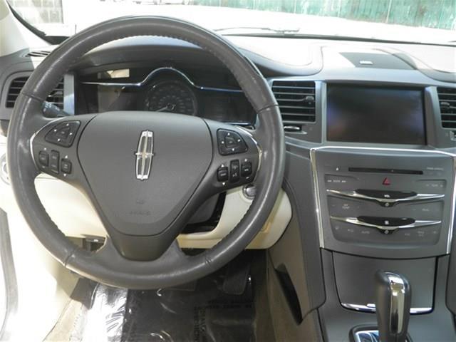 Lincoln MKS Unknown Sedan