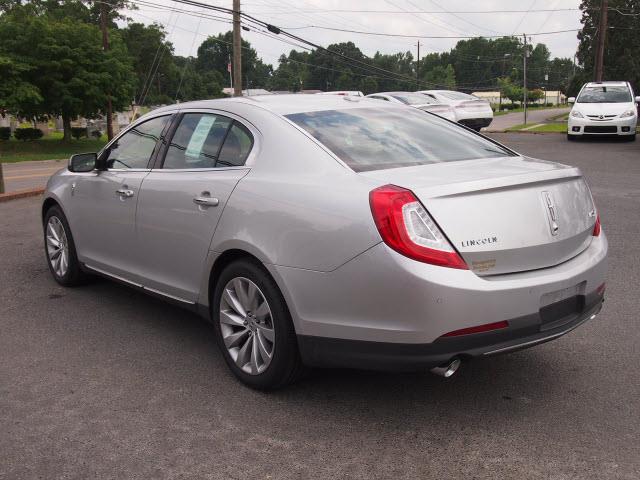 Lincoln MKS Unknown Sedan