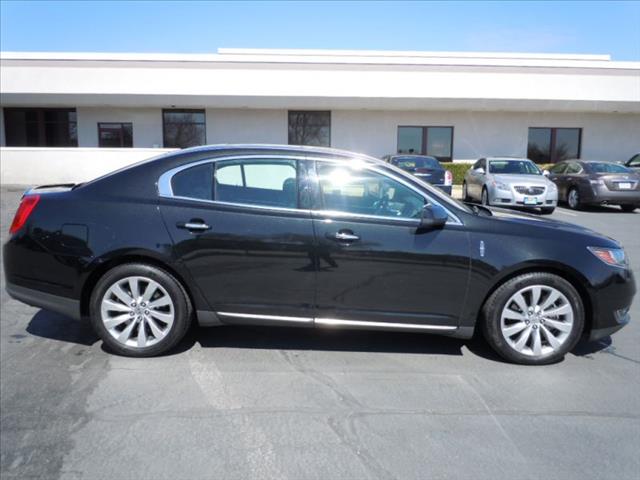 Lincoln MKS 2013 photo 2