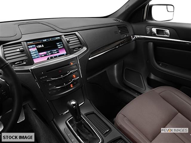 Lincoln MKS 2013 photo 3