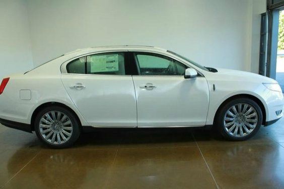 Lincoln MKS 2014 photo 3