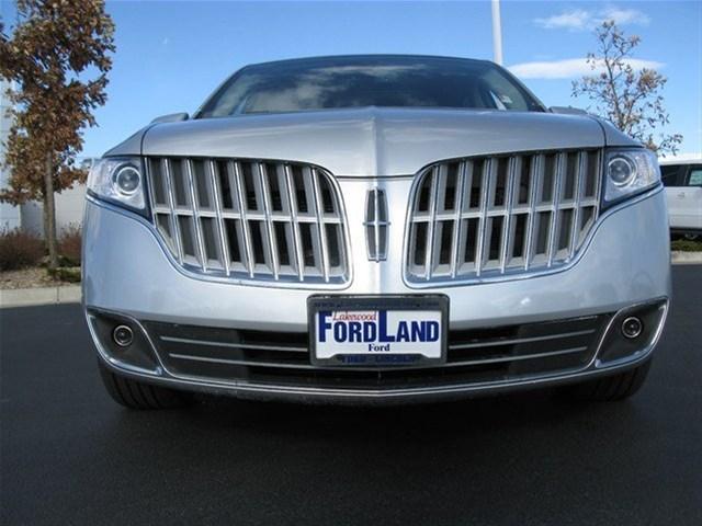 Lincoln MKT 2010 photo 5
