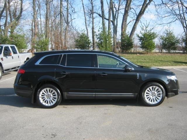 Lincoln MKT Base Unspecified