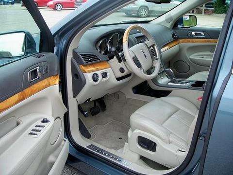 Lincoln MKT Xlt Lariet 4dr Other