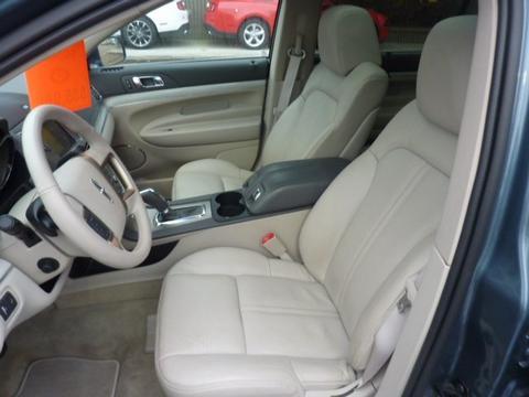 Lincoln MKT 2010 photo 1