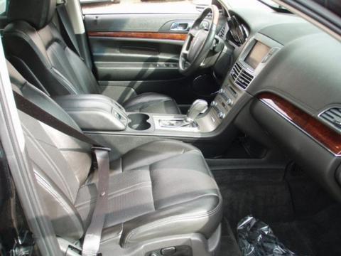 Lincoln MKT 2010 photo 1