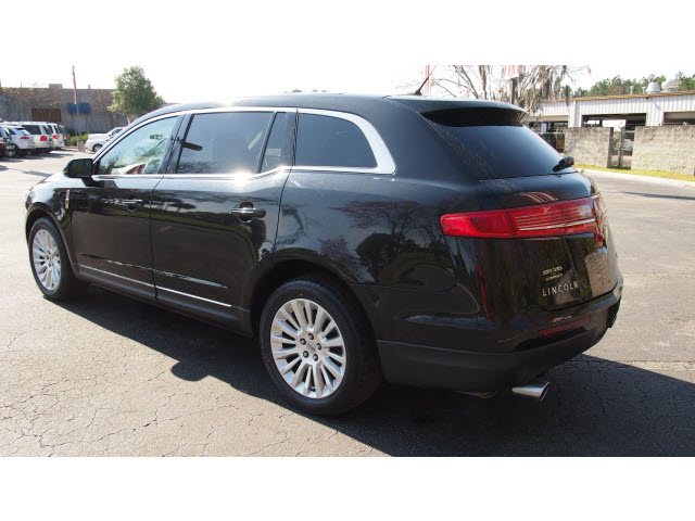 Lincoln MKT Base Unspecified