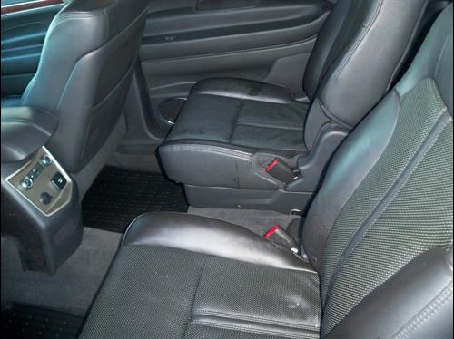Lincoln MKT 2010 photo 3