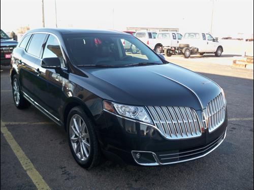 Lincoln MKT 2010 photo 5