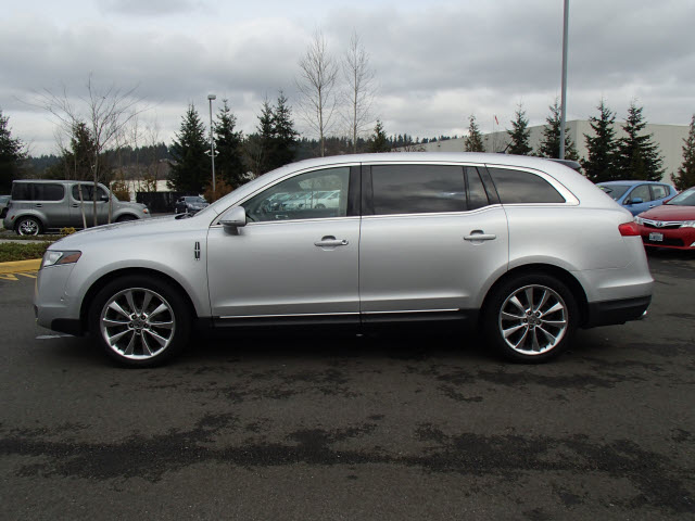 Lincoln MKT Base Unspecified