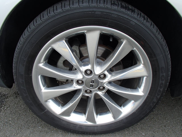 Lincoln MKT 2010 photo 4