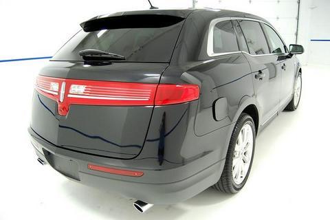 Lincoln MKT 2010 photo 3