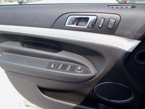 Lincoln MKT Xlt Lariet 4dr Other