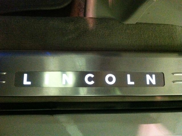 Lincoln MKT 2010 photo 31