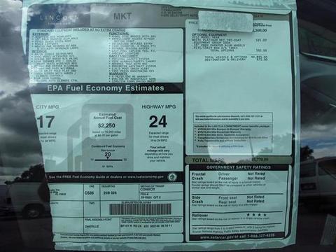 Lincoln MKT 2012 photo 2