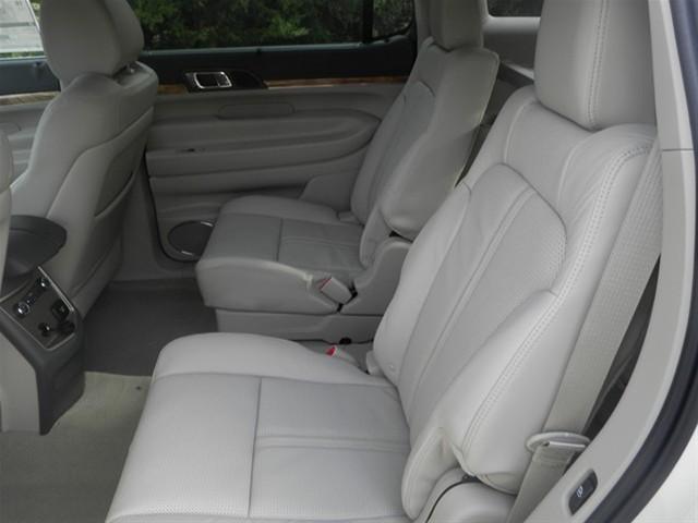 Lincoln MKT 2012 photo 5
