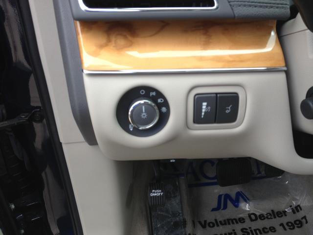 Lincoln MKT 2012 photo 12