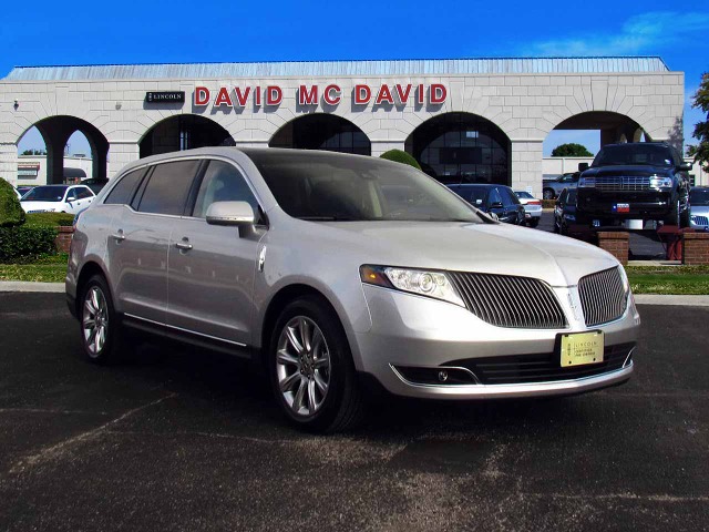 Lincoln MKT 2013 photo 1