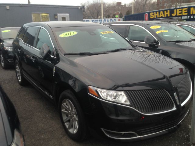 Lincoln MKT 2014 photo 4