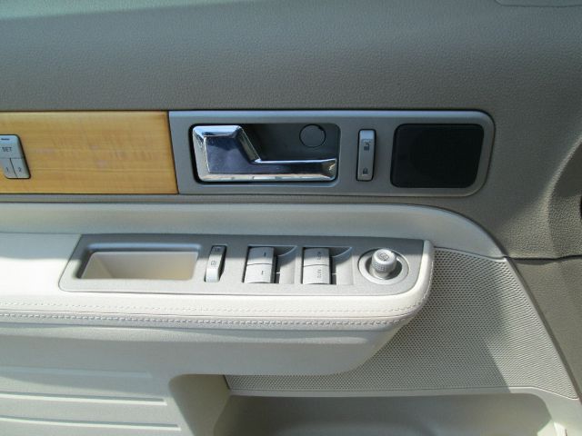 Lincoln MKX Anniversery Addition SUV