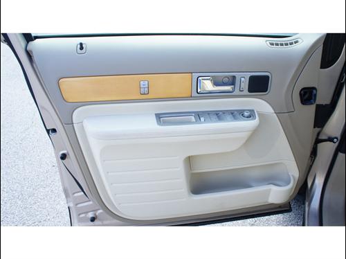 Lincoln MKX 2007 photo 3