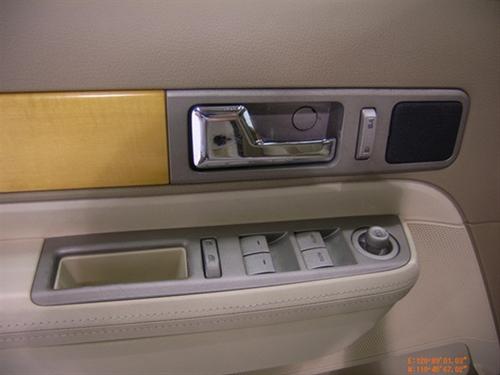 Lincoln MKX 2007 photo 2