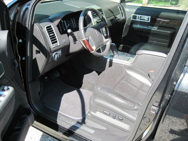 Lincoln MKX 4X4 STX STEP SIDE SUV