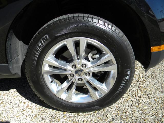 Lincoln MKX 2010 photo 2