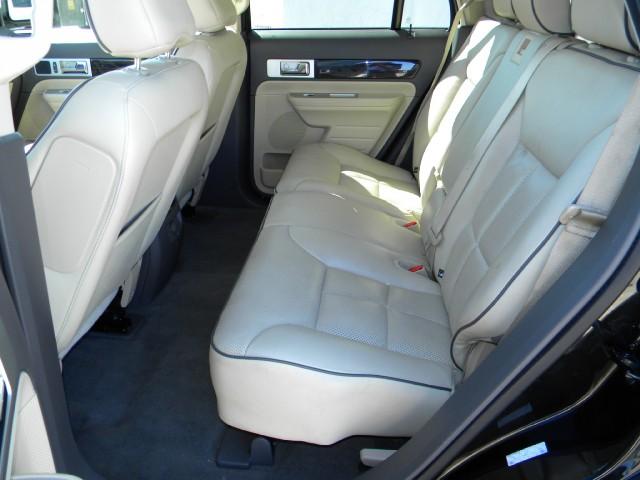 Lincoln MKX 2010 photo 5
