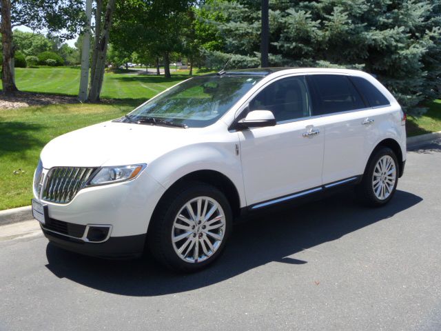 Lincoln MKX 2011 photo 3