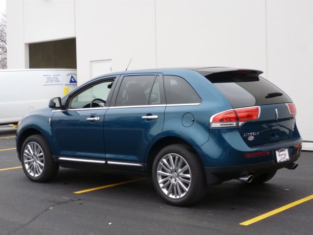 Lincoln MKX 2011 photo 2