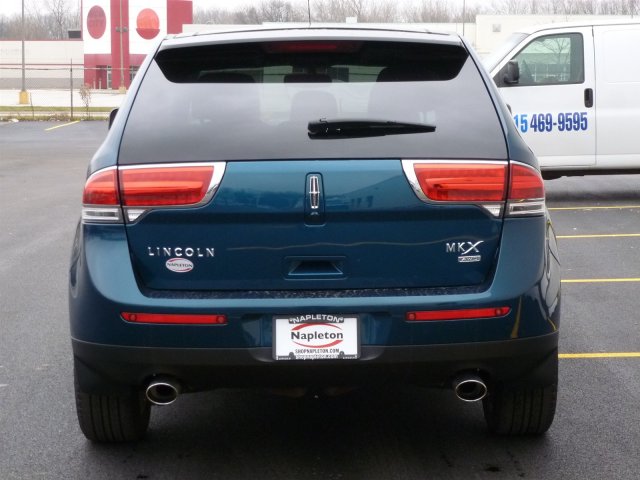 Lincoln MKX 2011 photo 3