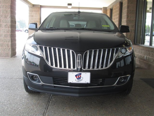 Lincoln MKX 2011 photo 3