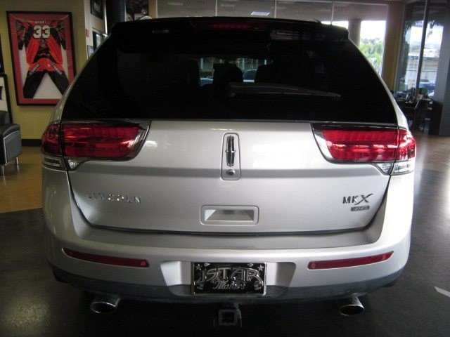 Lincoln MKX 2011 photo 3