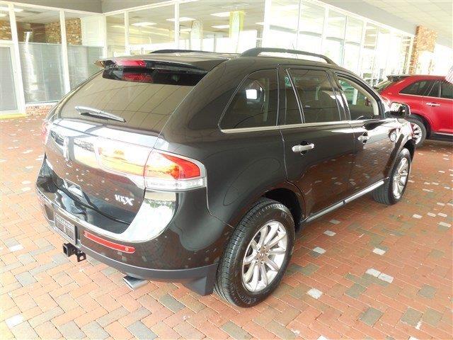Lincoln MKX 2011 photo 3