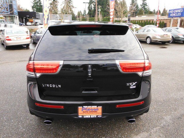 Lincoln MKX 2011 photo 3