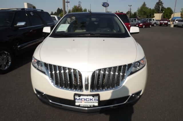 Lincoln MKX 2011 photo 4