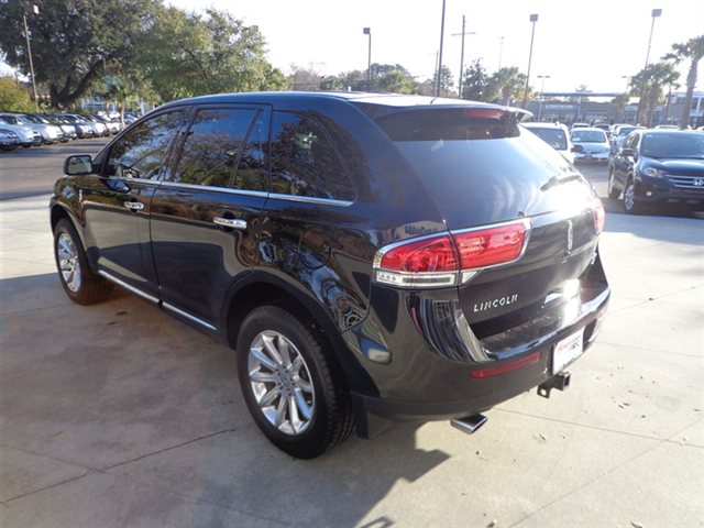 Lincoln MKX 2011 photo 4