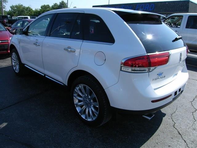 Lincoln MKX 2011 photo 1