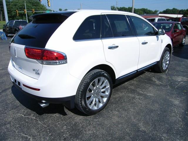 Lincoln MKX 2011 photo 4