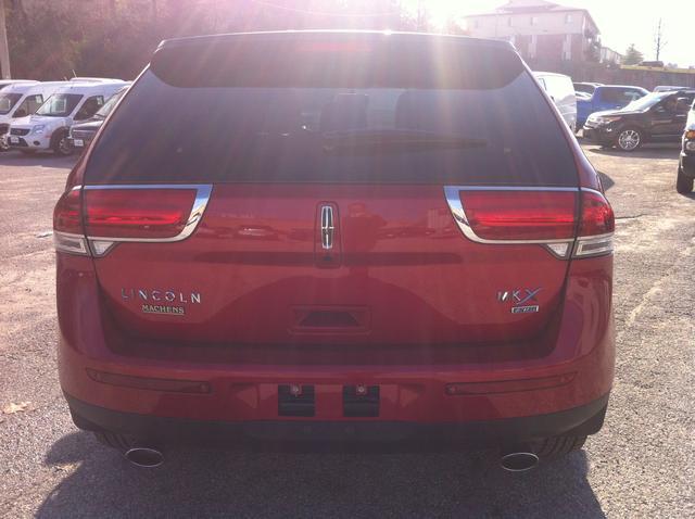Lincoln MKX 2012 photo 3