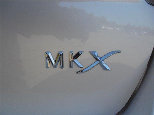 Lincoln MKX 2013 photo 3