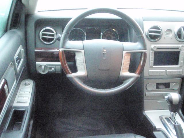 Lincoln MKZ 2007 photo 2