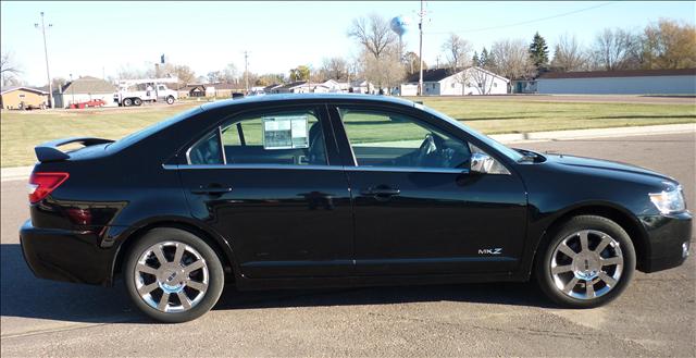 Lincoln MKZ Base Sedan
