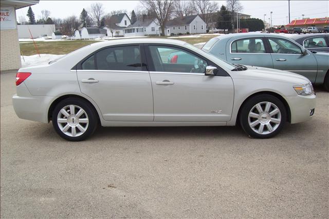 Lincoln MKZ Base Sedan