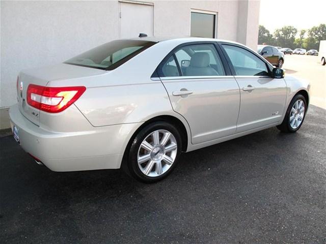 Lincoln MKZ 2008 photo 2