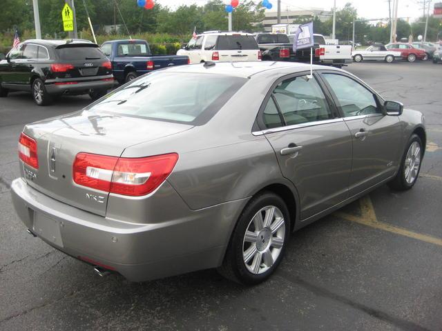Lincoln MKZ 2008 photo 2