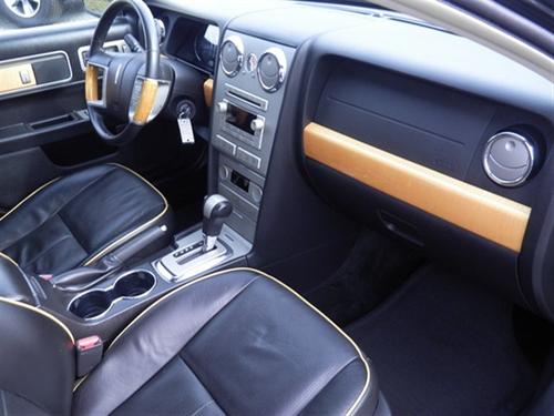 Lincoln MKZ 2009 photo 2