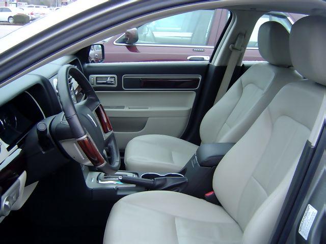 Lincoln MKZ 2009 photo 2